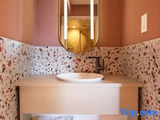 the Moto Hotel Ueno II