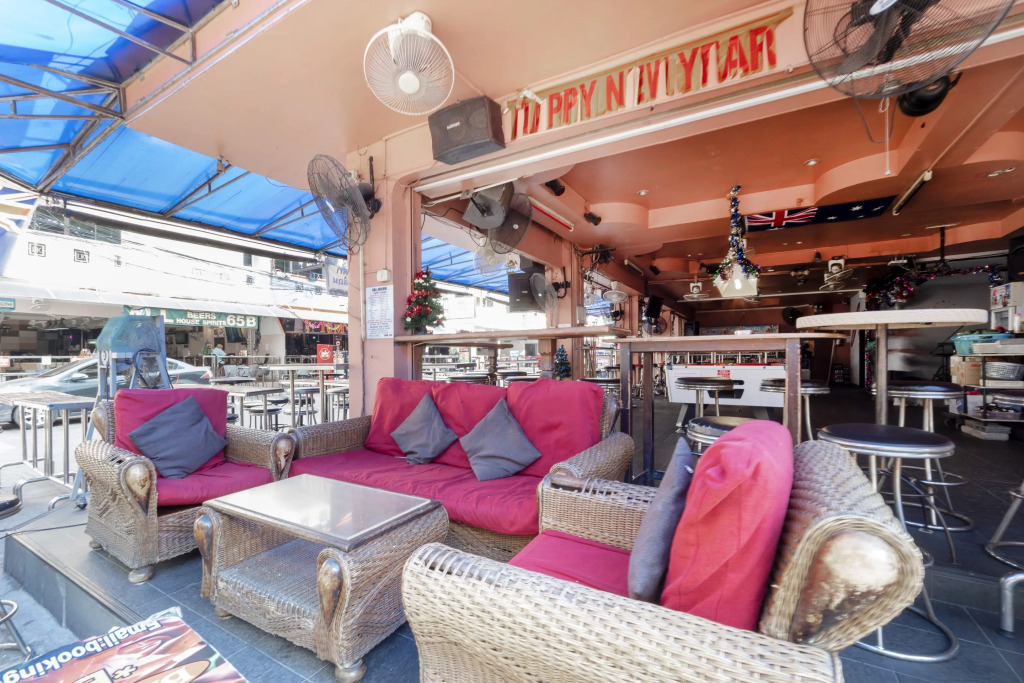 OYO 75381 Billabong Hotel