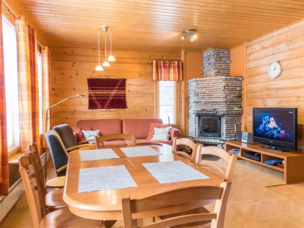 Holiday Home Nuottiukko