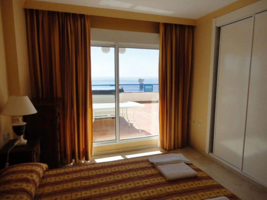 Frontal Sea Views 368