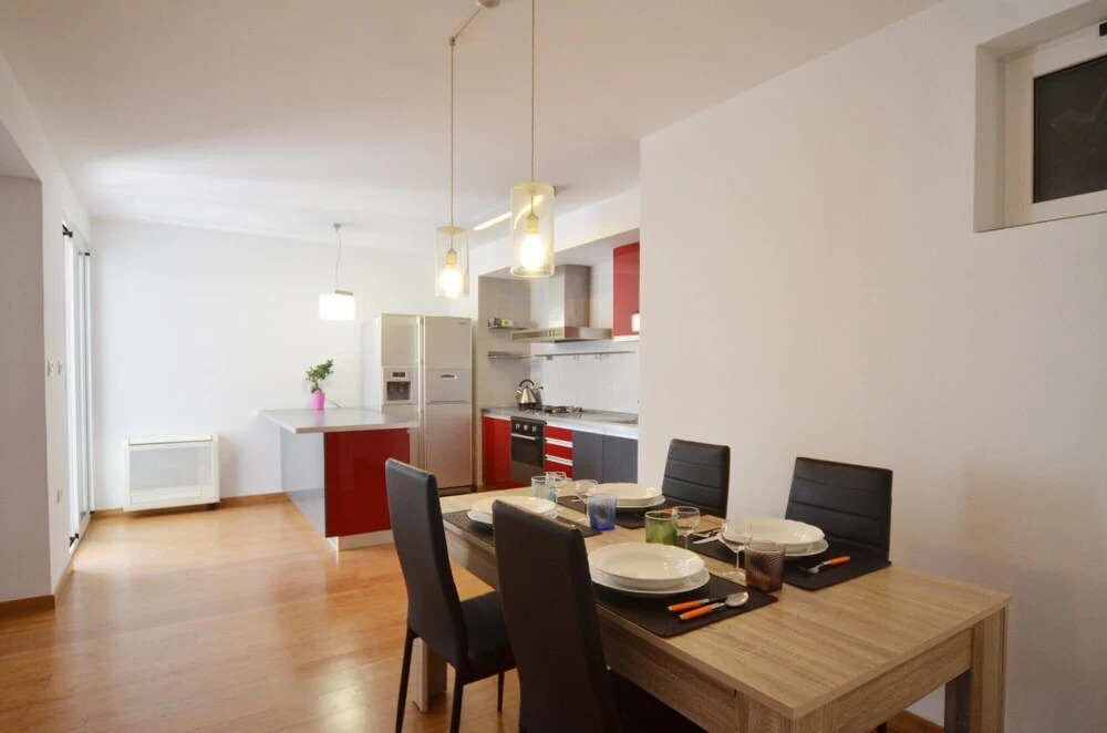 Maja in Rovinj With 2 Bedrooms and 1 Bathrooms