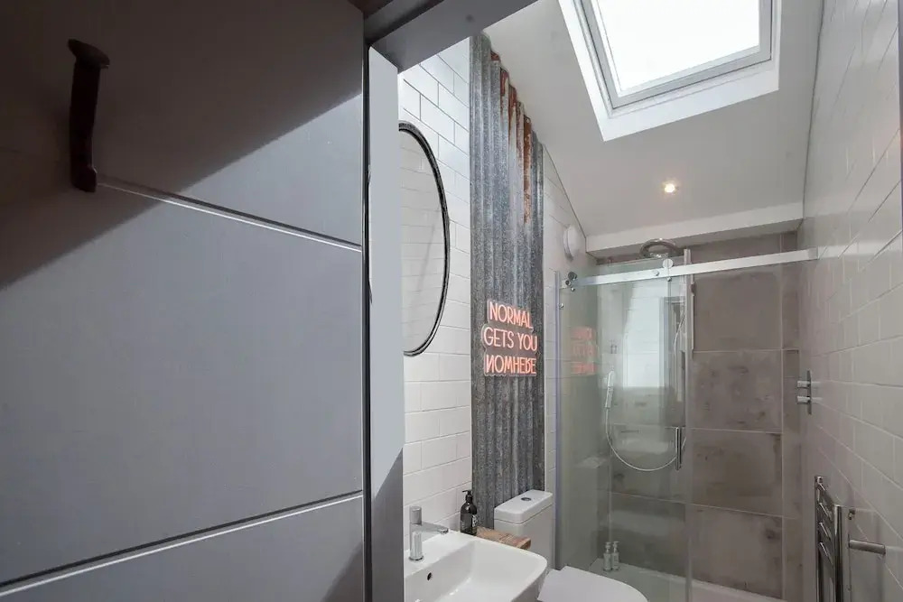 Higgihaus 26 Clare Street Aparthotel