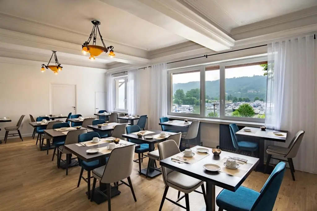 Logis Hôtel Le Bellevue