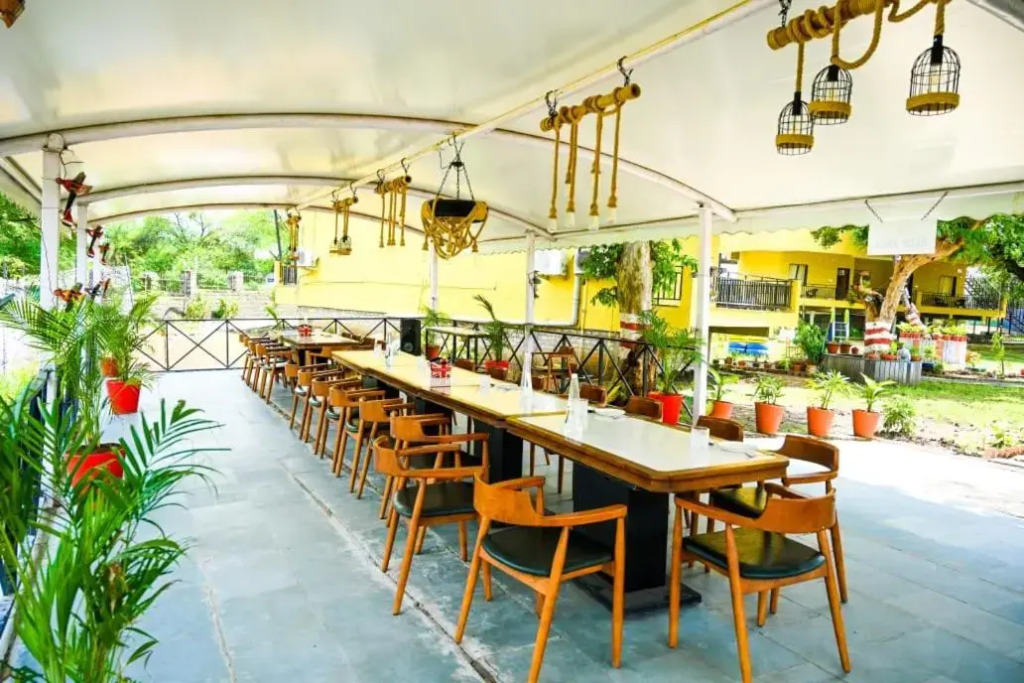 TGI Insignia Resort and Villas