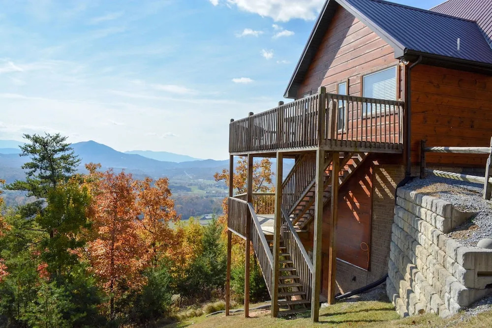 ARROWHEAD - 5 Br Cabin