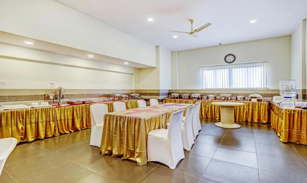 Treebo Galaxy Suites Near Yeshwanthpur Railway Station