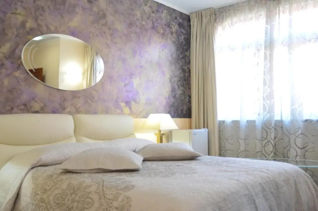 Liberty Rooms