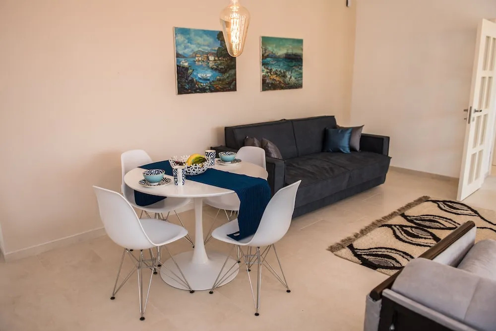 1-bed Large Apartment in Tivat Swiming Pool