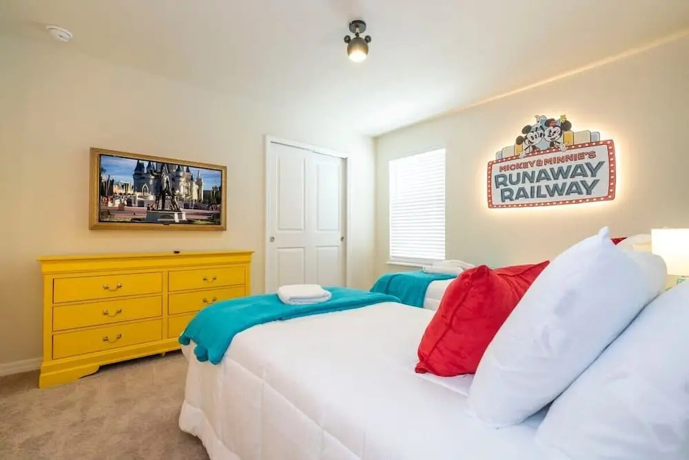 Luxury 7BR Family Retreat w/ Private Pool Near Disney
