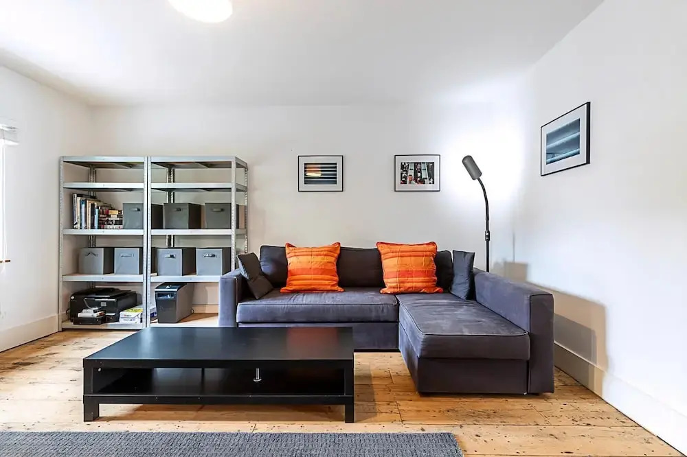 Stylish Chiswick Apartment With a Private Terrace