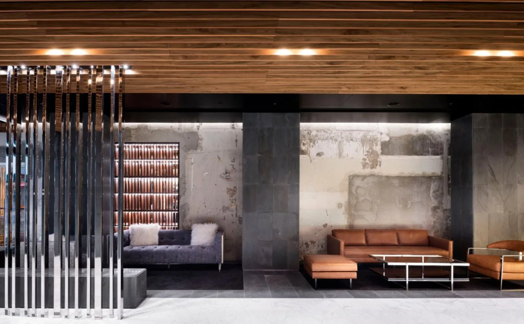 The Melbourne Hotel