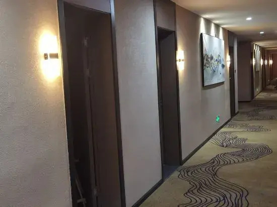 Lixian Impression Hotel