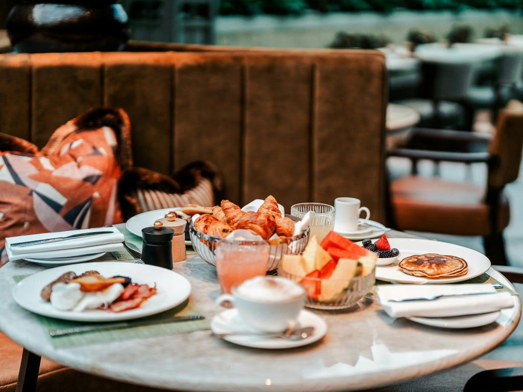 Crossbasket Castle Hotel & Restaurant