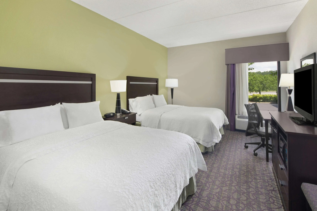 Spark by Hilton Atlanta Kennesaw Town Center