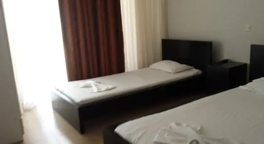 Philippos & Maria Apartments