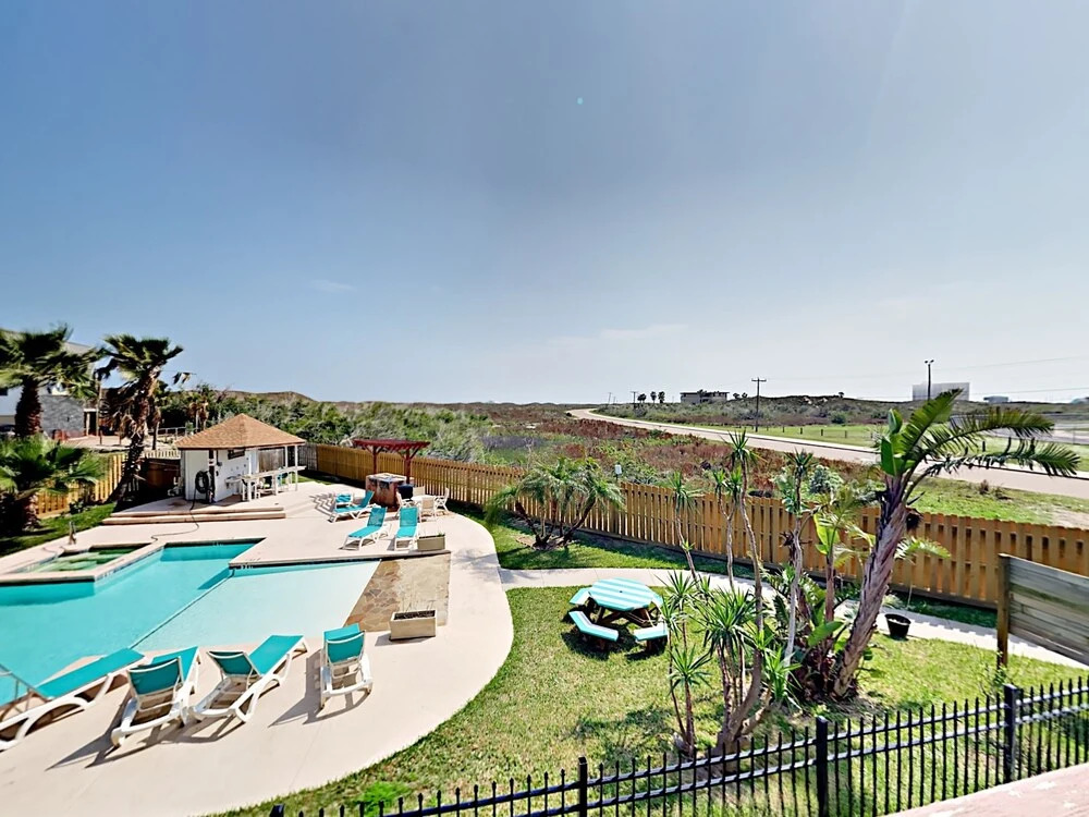 124 Sea Breeze Island Time - One Bedroom Condo