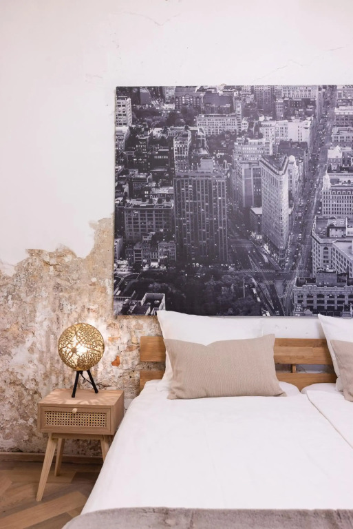 Passage, spacious apartment in historic center