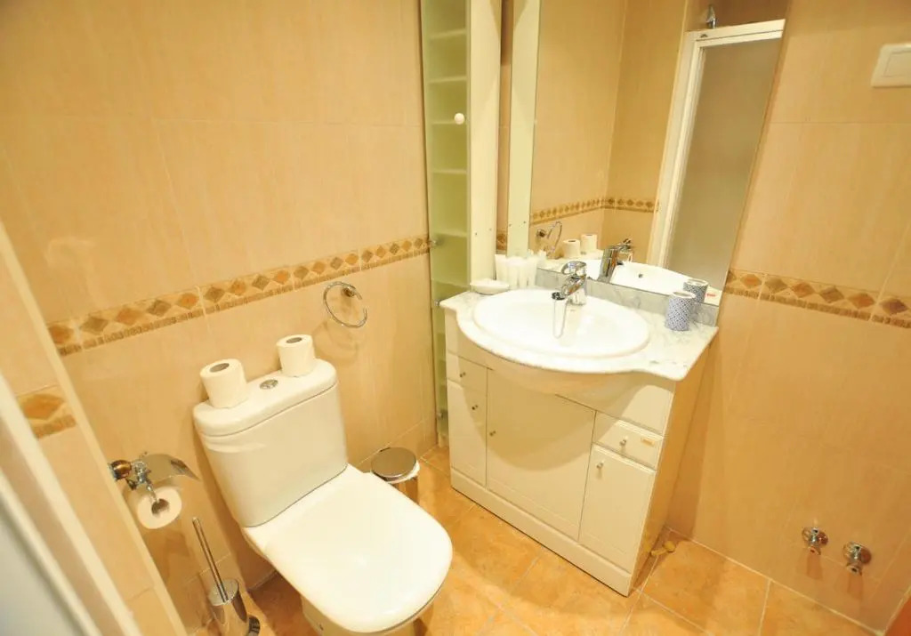 Holidays2Malaga Hermosilla 3 dormitorios & parking Wifi Fibra 600 MG
