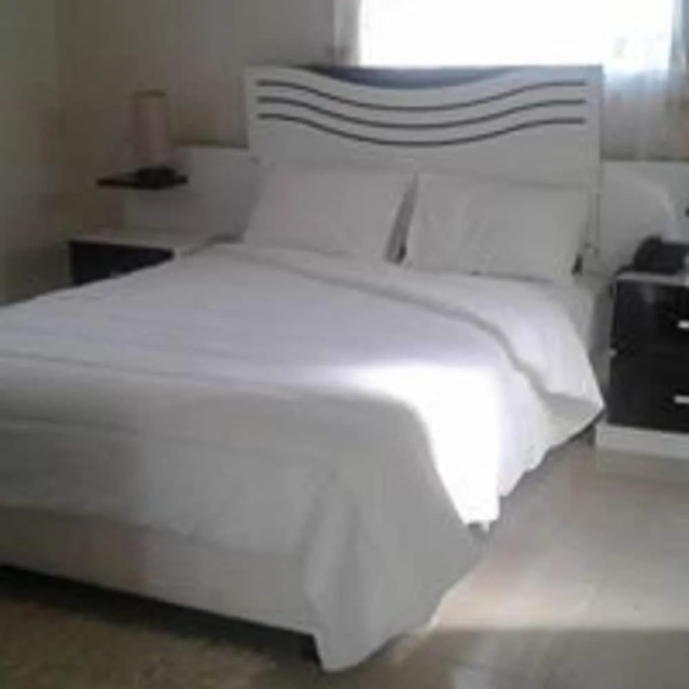Moyo lodge