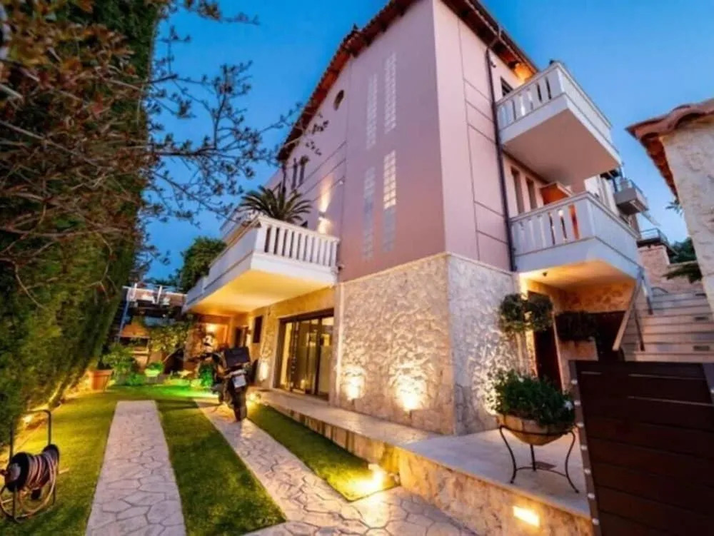 Villa Occasus by A&D Properties