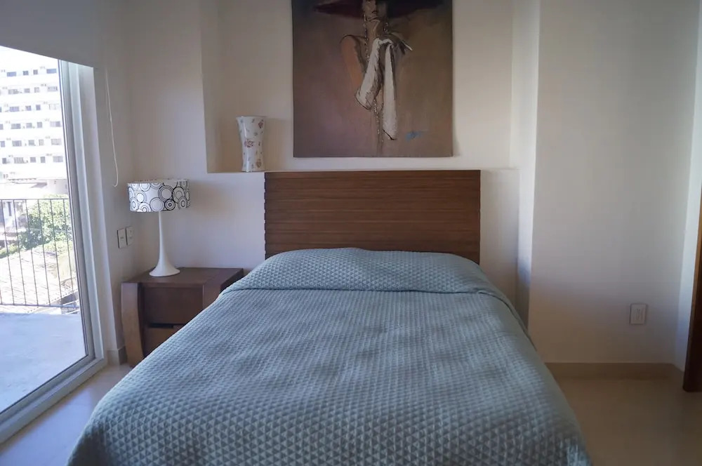 Romantic Zone The Park 2 Bedroom