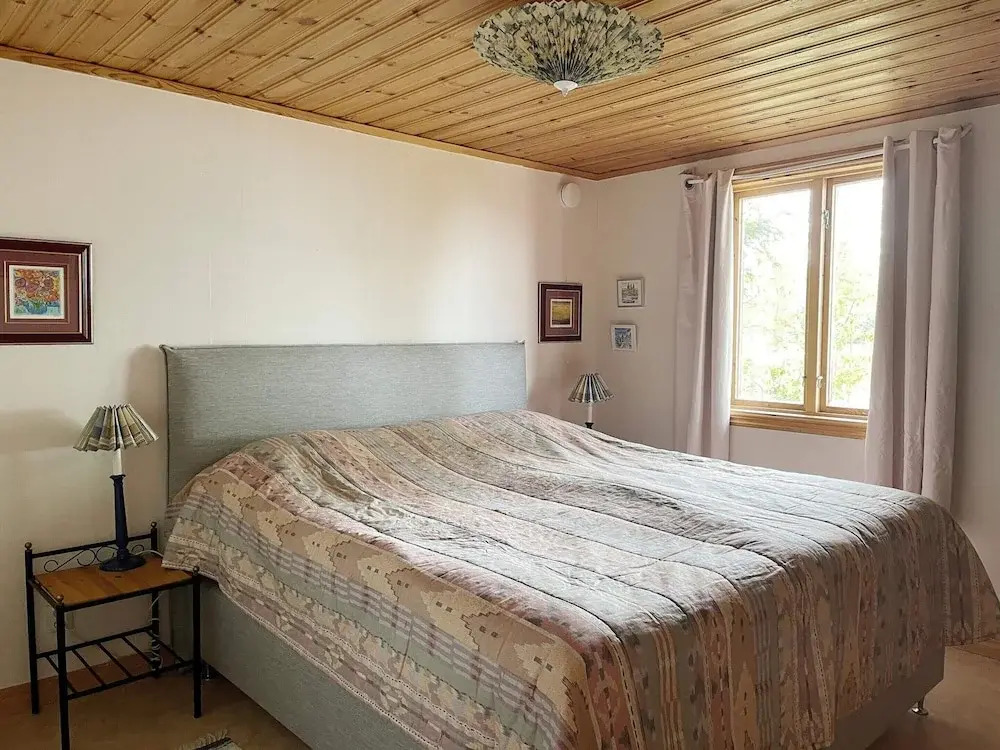 Cottage With Sea View and Sauna
