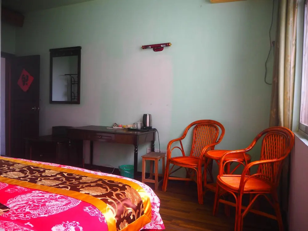 The Yangshuo Moon Resort