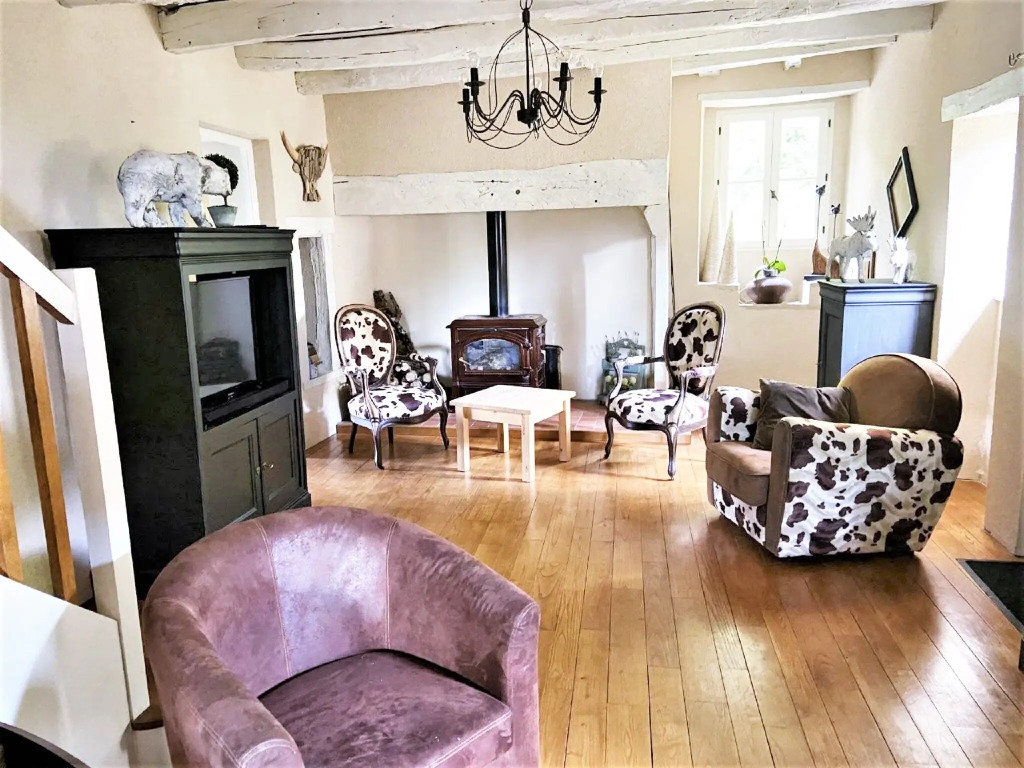 Charming 1930s Home in Altillac