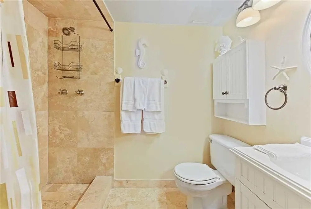 Jacksonville Beachdrifter by Distinctive Beach Rentals
