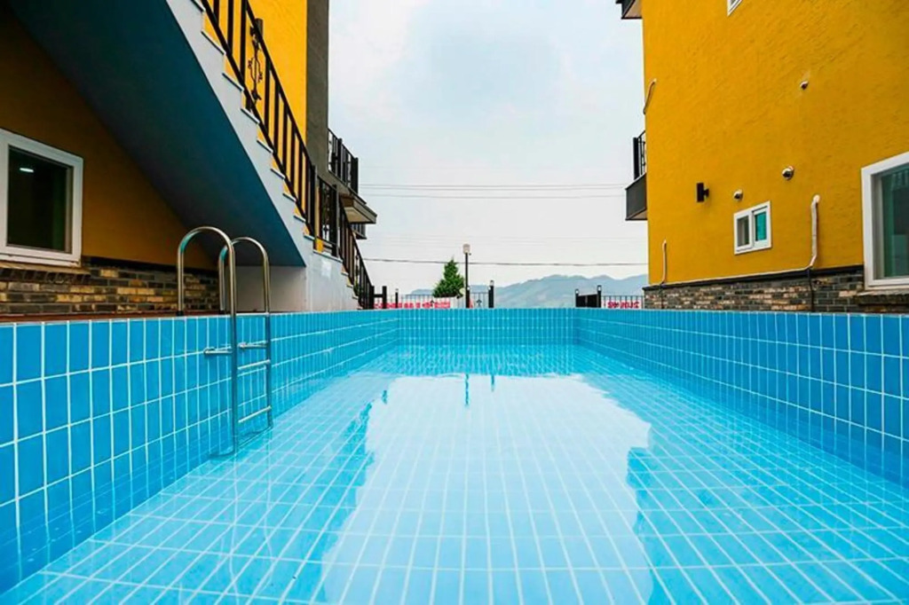 Namhae Gonige Pension