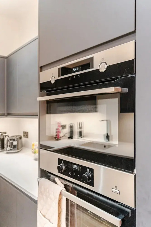 Luxurious 4 Bed House - Jewellery Quarter