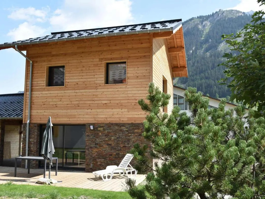 Chalet moderne à Pralognan, proche centre - FR-1-464-188