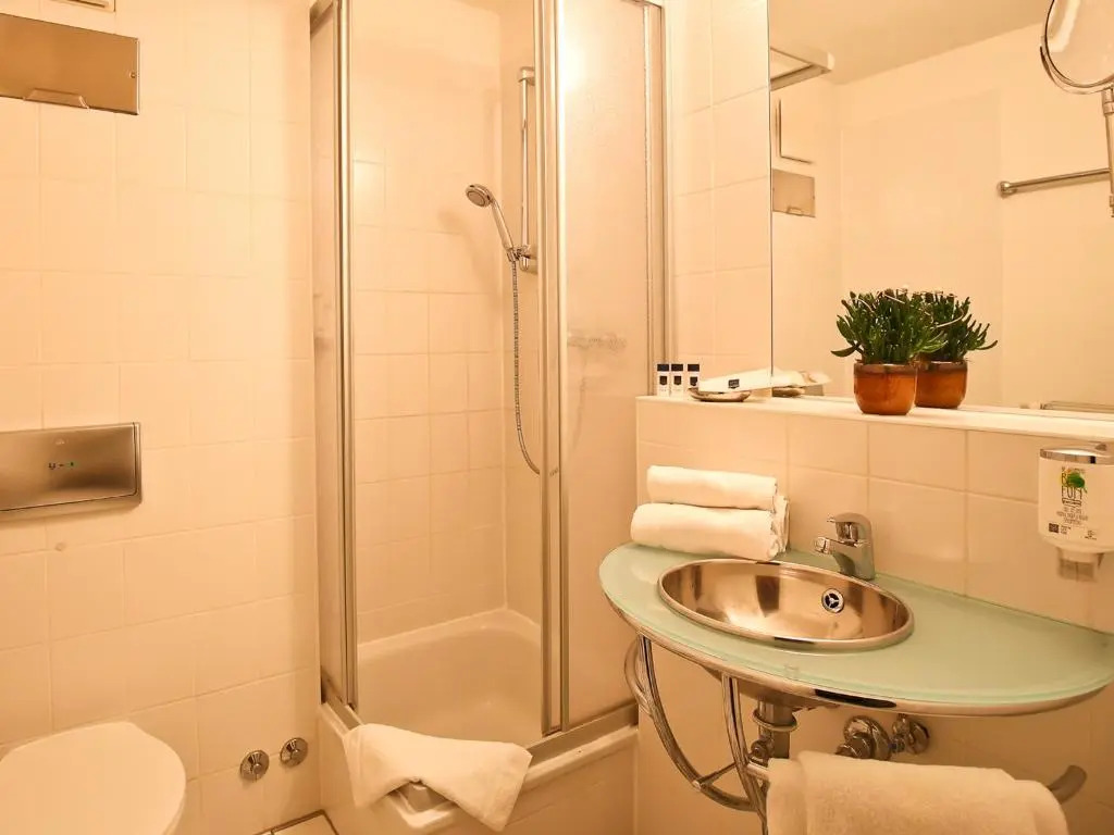 Check Inn Hotel Merseburg