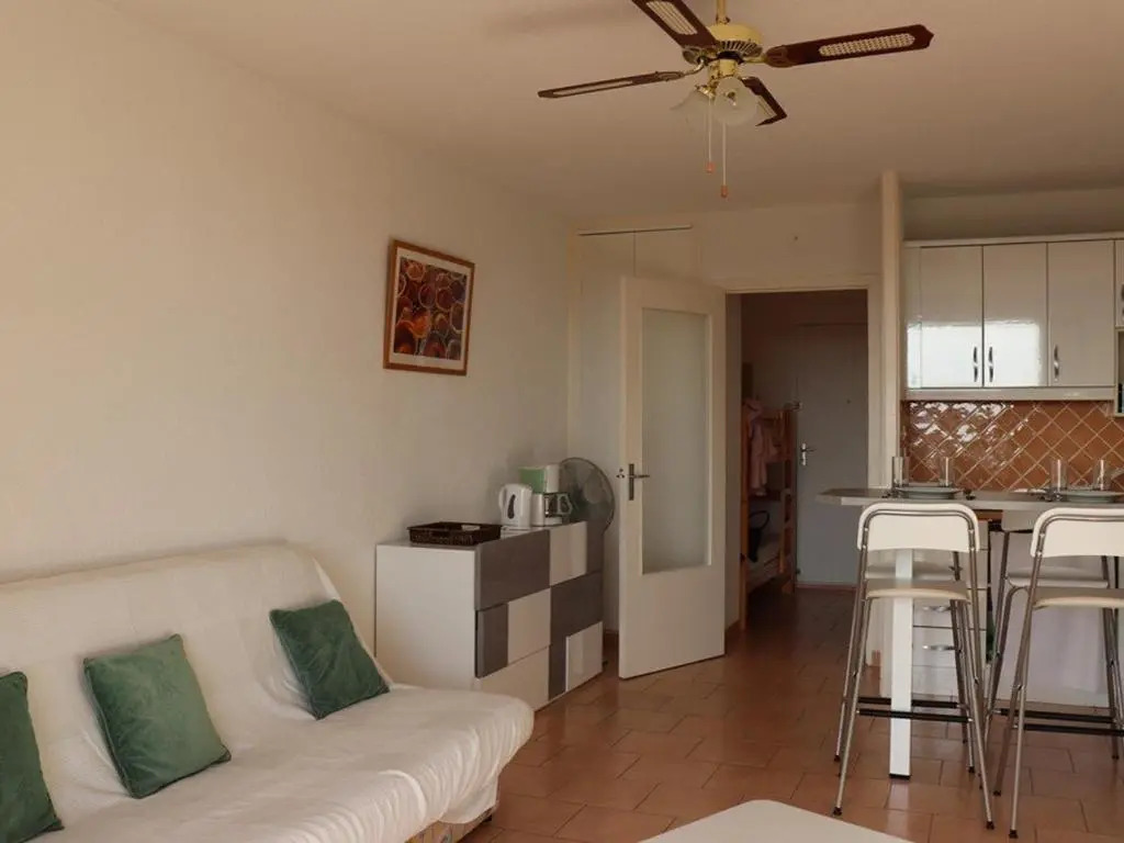 Studio Cavalaire-sur-Mer, 1 pièce, 4 personnes - FR-1-100-119