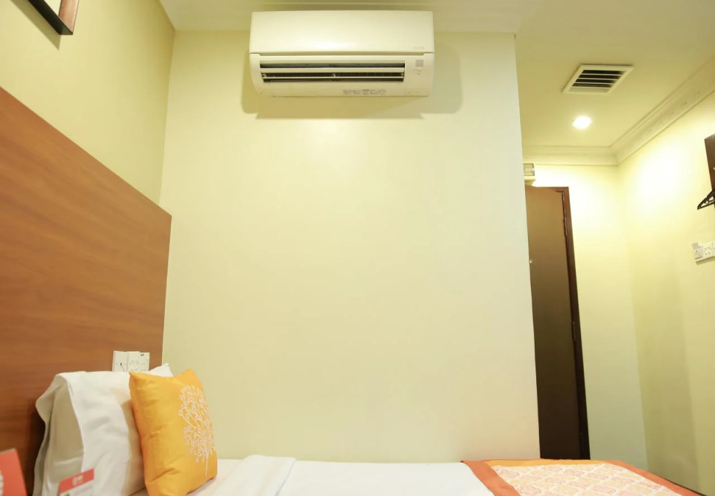 OYO 119 GDS Hotel