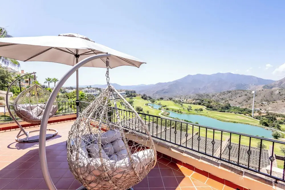 Stunning Golf Villa with Pool and Stunning Views