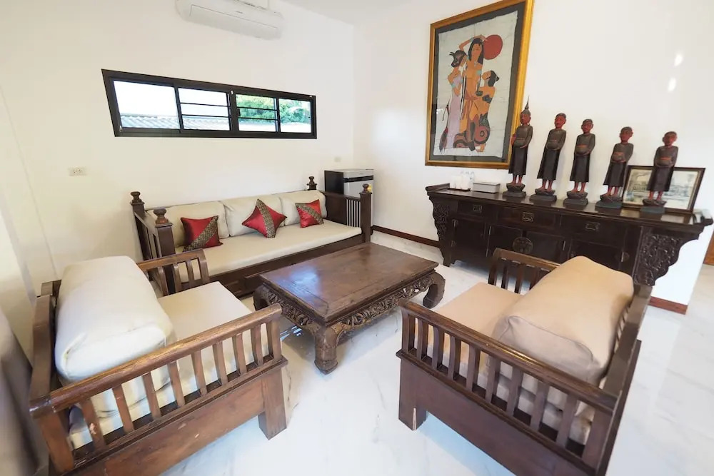 Chanapha Residence