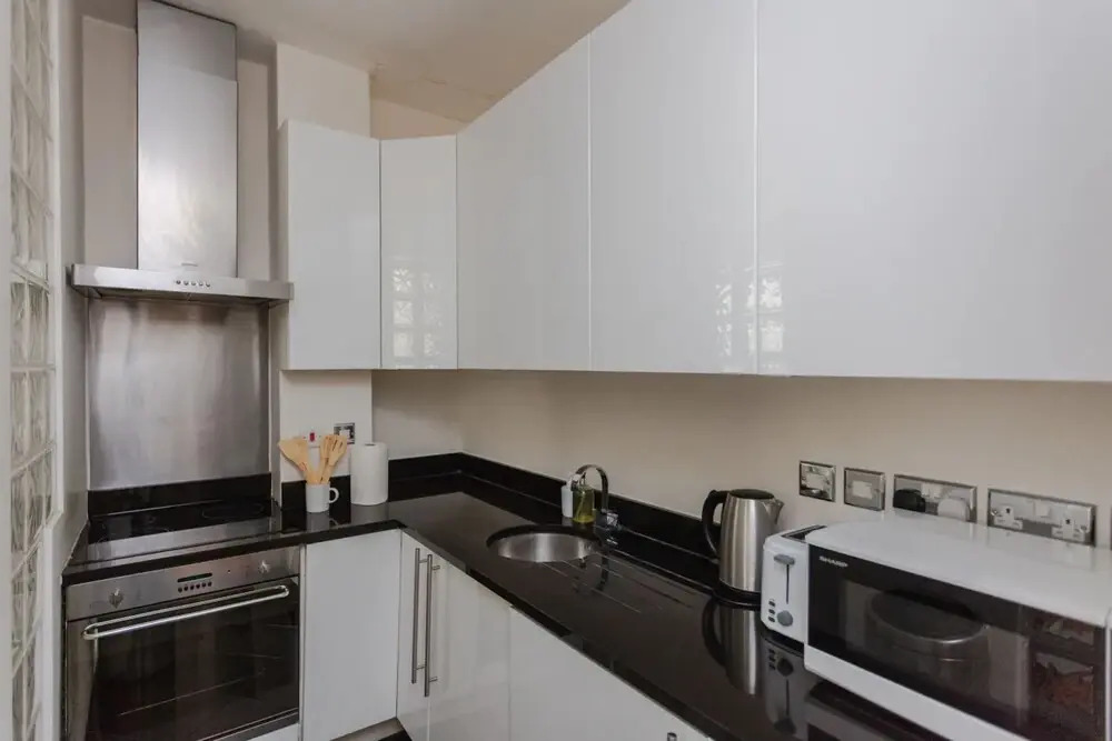 Central 1 Bedroom Flat Near Buckingham Palace