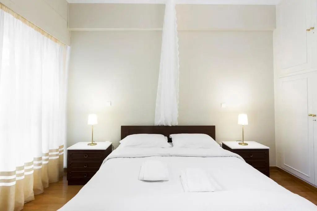 Classy 2 bedroom apartment near Acropolis & Metro
