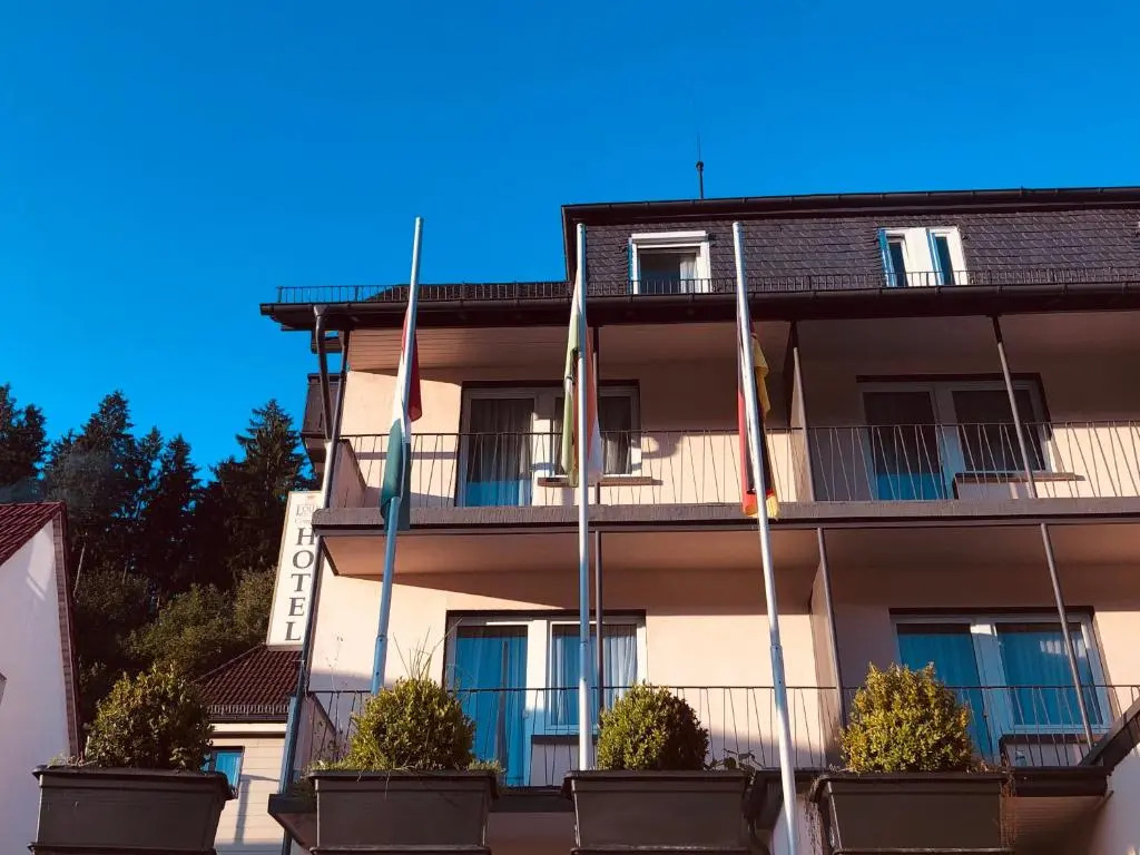 Louis Hotels
