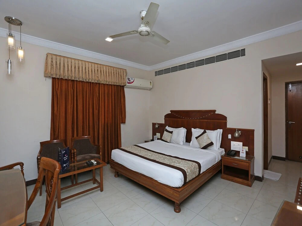 Capital O 2827 Hotel Aditya