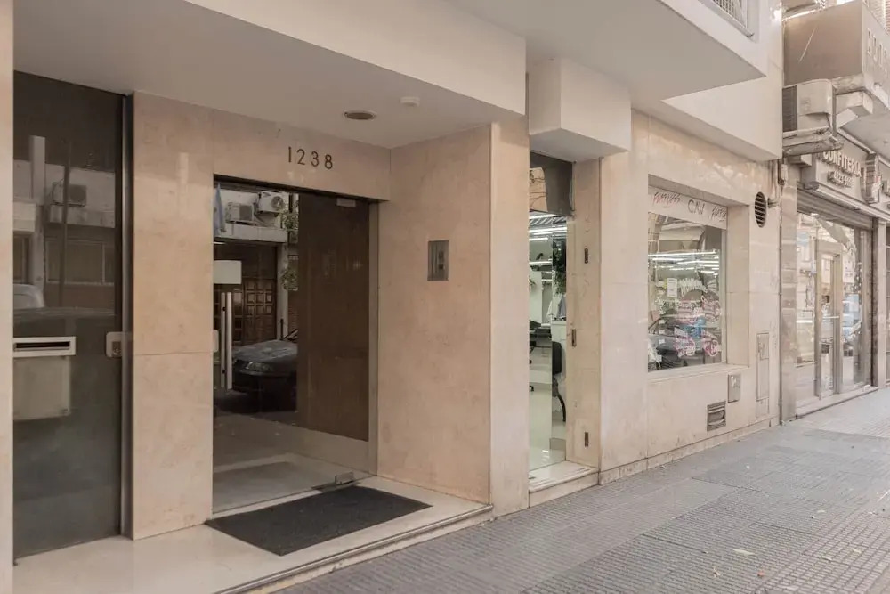 MOT + Junin 1200 - 2 Bd en Recoleta