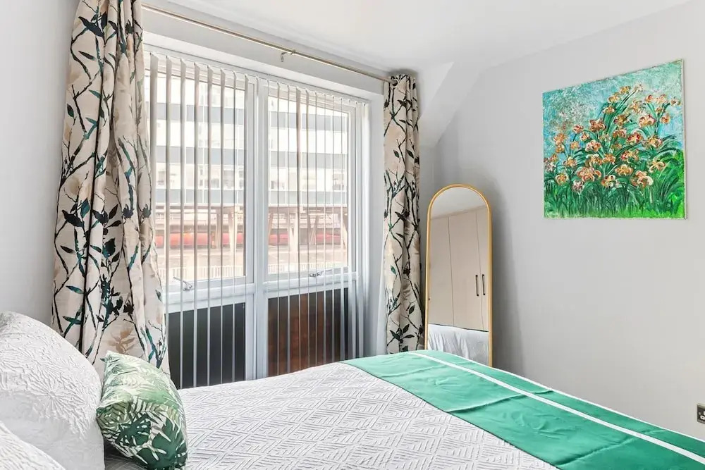 Luxury Leicester Apartment Retreat