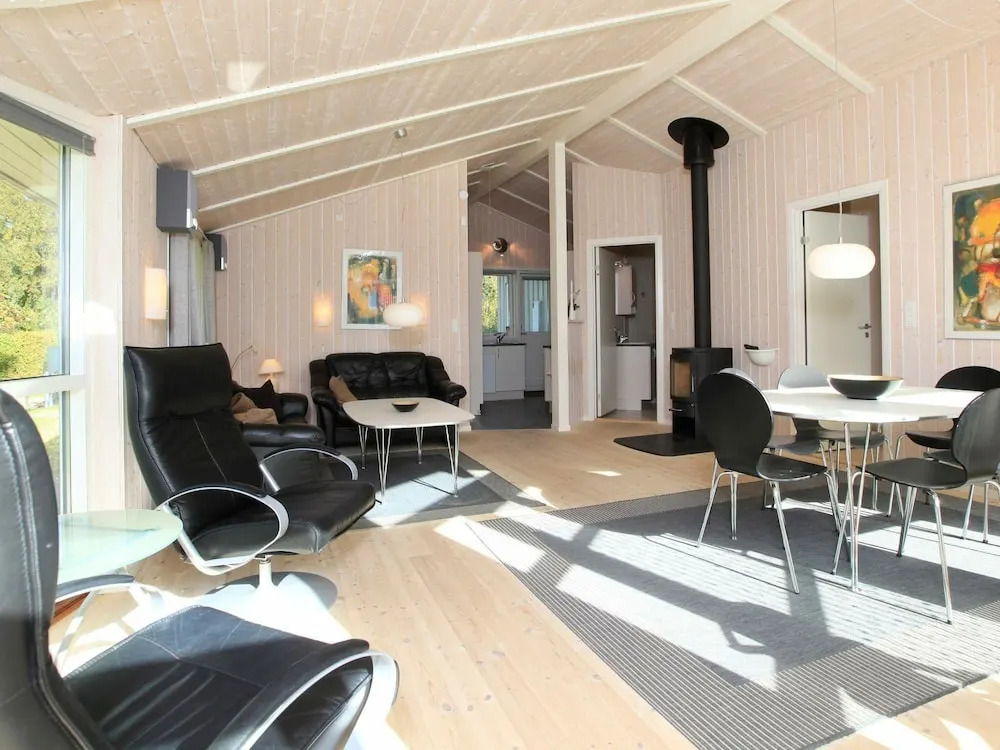 5 person holiday home in Gilleleje-By Traum