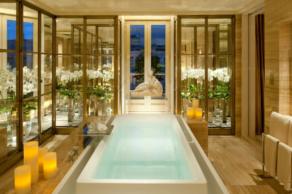 Отель Four Seasons George V