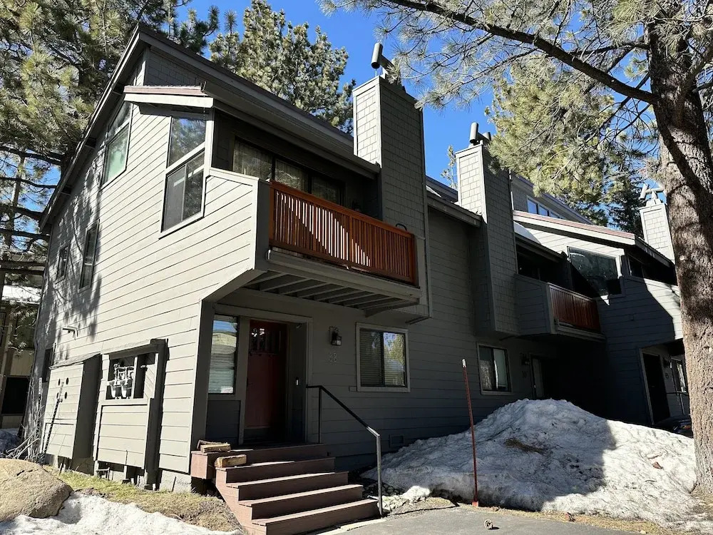 Mammoth Sierra Townhomes #38 3 Bedroom Condo
