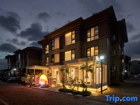 Zhujiajian Xiadoo·Light Luxury Holiday Homestay (Cangzhi Wharf Guanyin Fajie Branch)