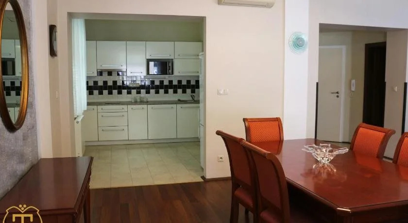 Riverside Apartments Thalia
