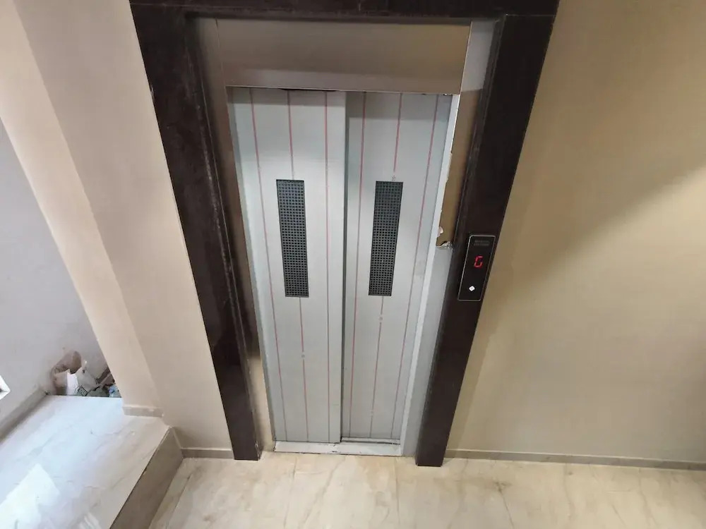 Hotel Prime Suites Airoli