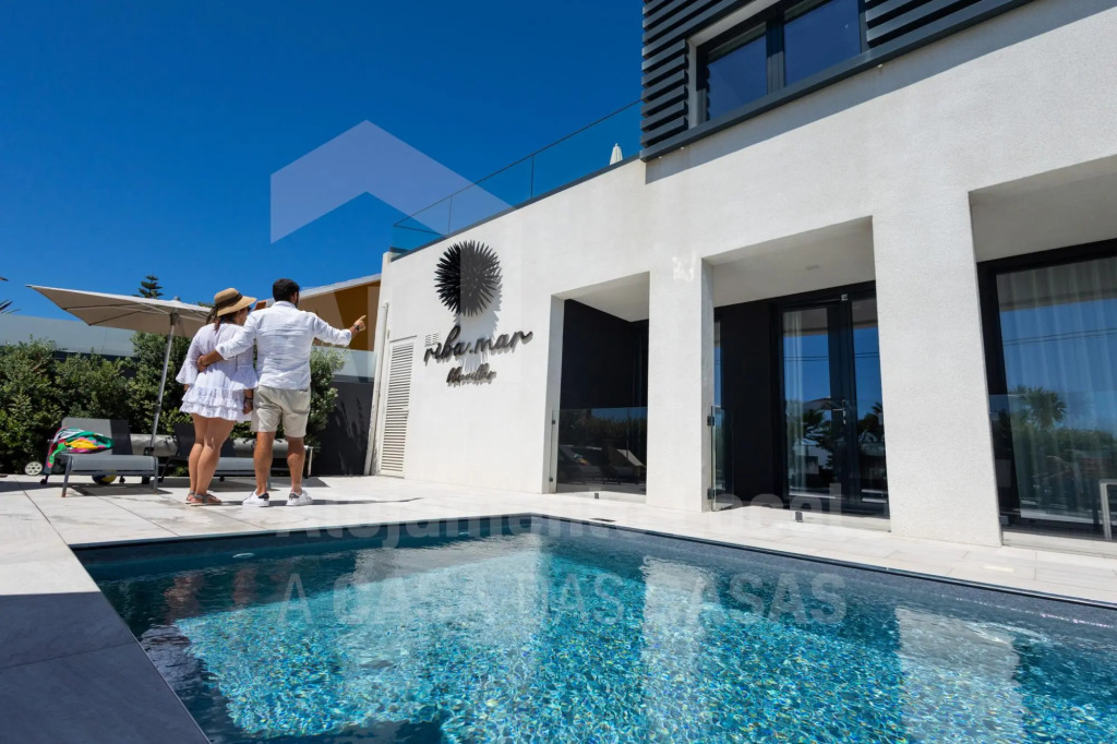 Riba mar Bluevillas 2 by Acasadascasas